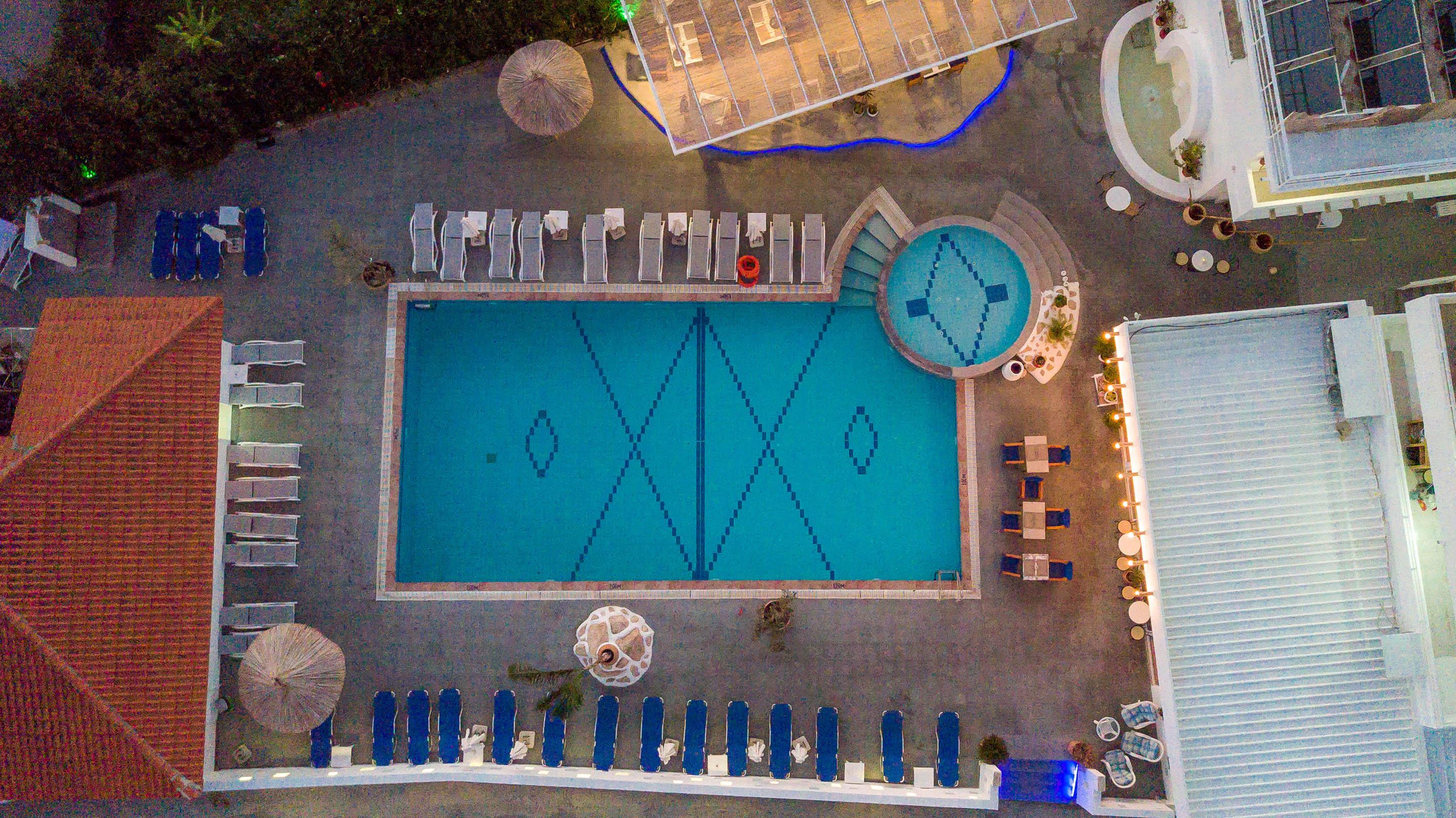 Tinas Plus Hotel ฟาลิรากี ภายนอก รูปภาพ
